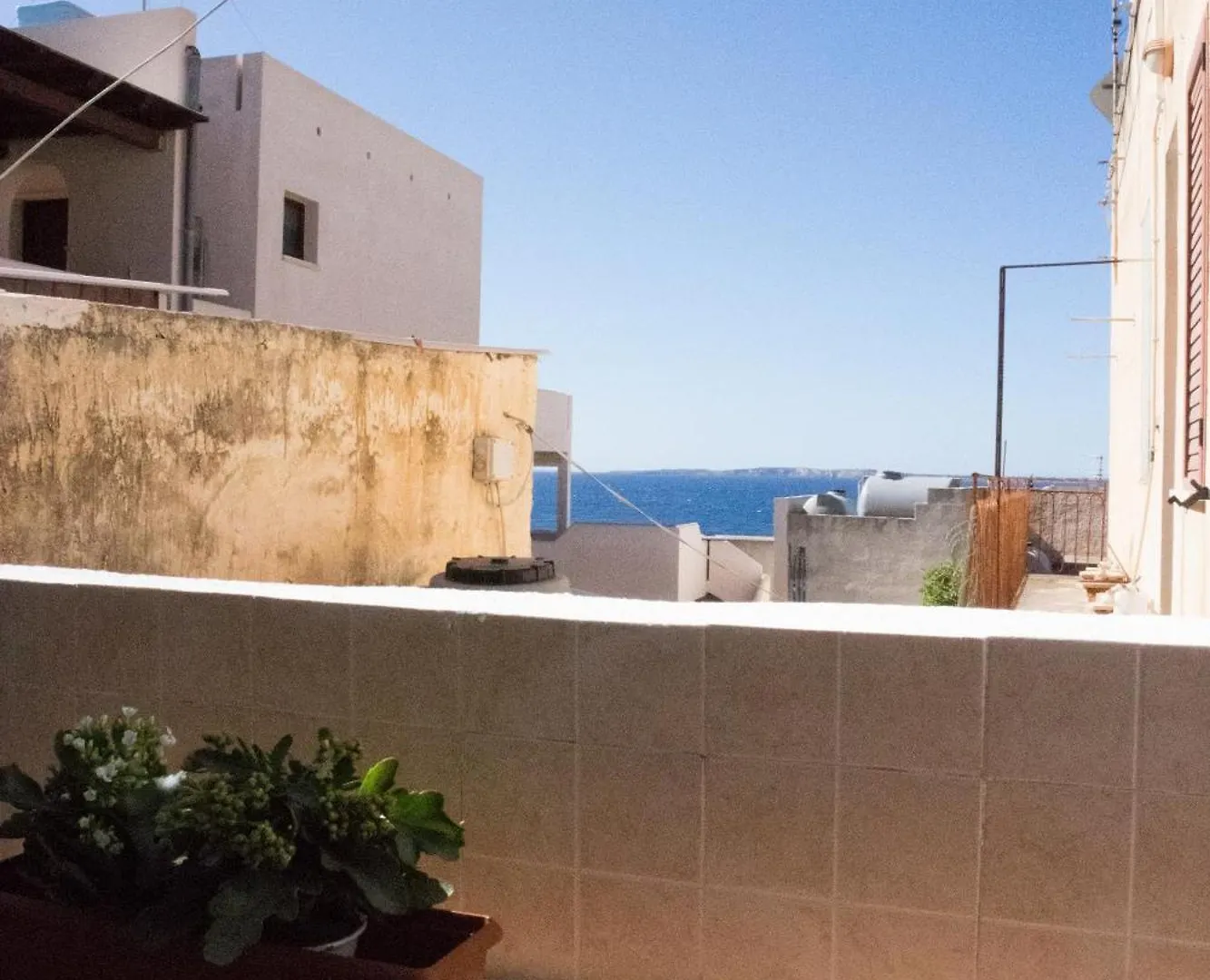 Casa Del Nostromo Apartment Levanzo