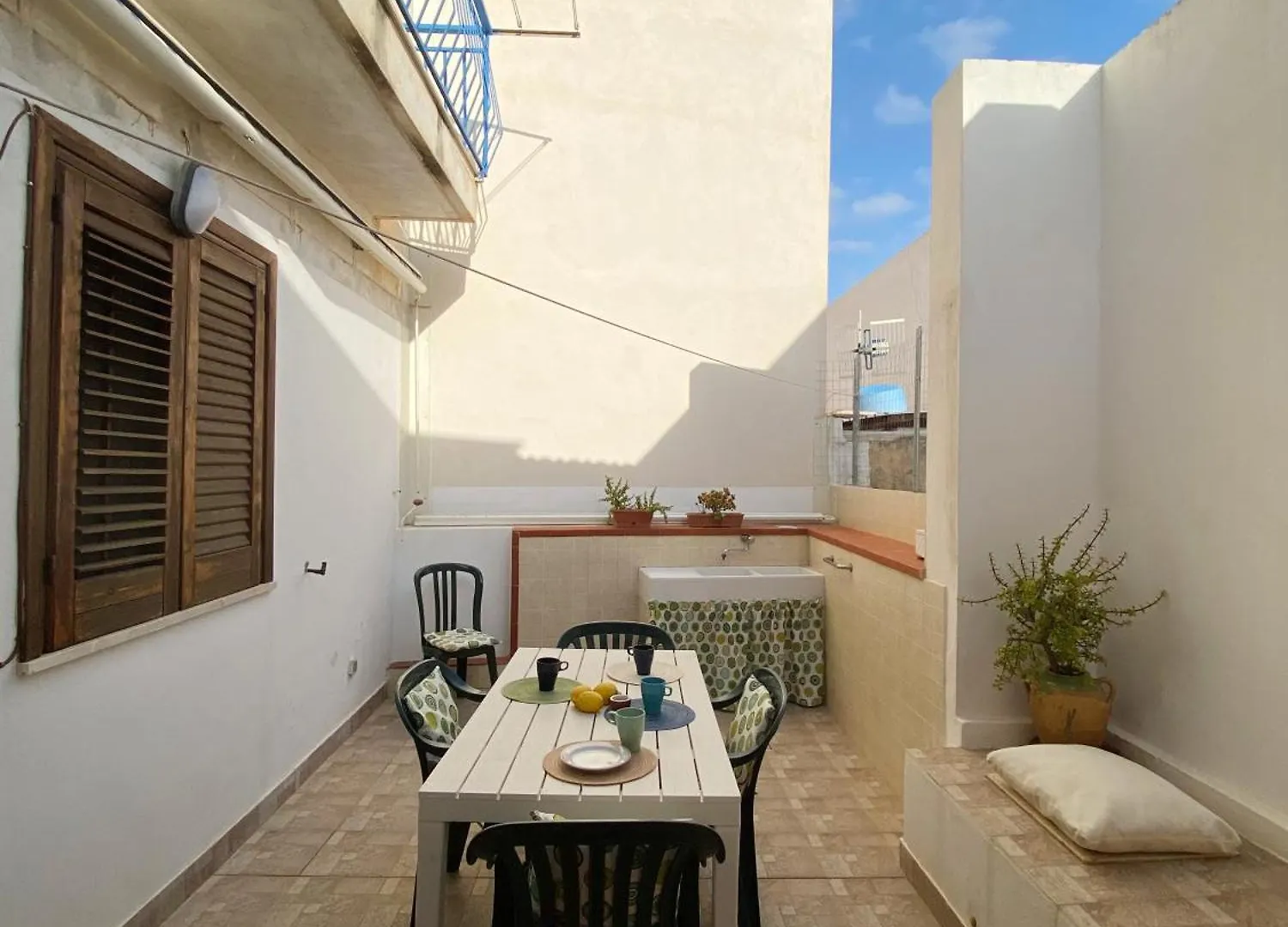 Casa Del Nostromo Apartment Levanzo